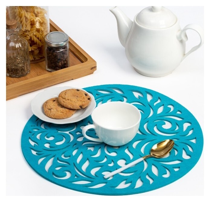 Салфетка декоративная доляна"Узоры" цвет голубой,d 30 см, 100% п/э, фетр  Доляна