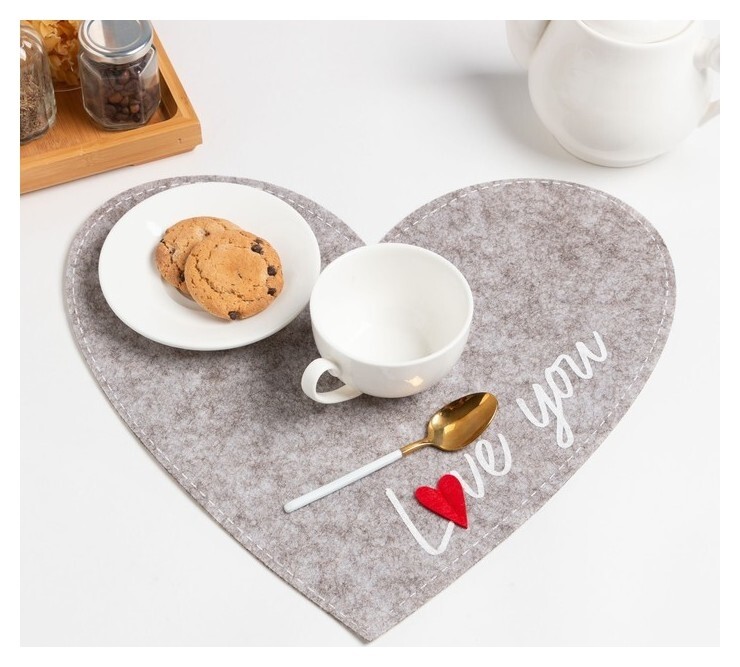 Салфетка декоративная "Love You" 40 х 37 см, 100% п/э, фетр  Доляна