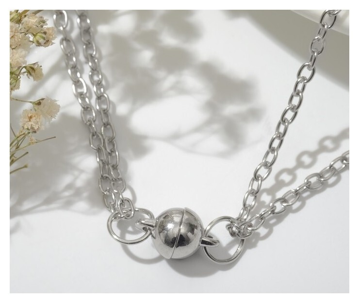 Кулоны "Неразлучники" на магните, бусины, цвет серебро, 48см  Tell your story