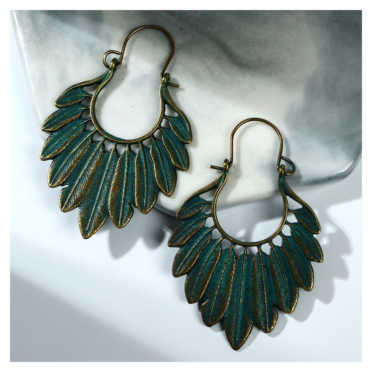 Серьги металл Восток перья, цвет зелёно-золотой Queen fair