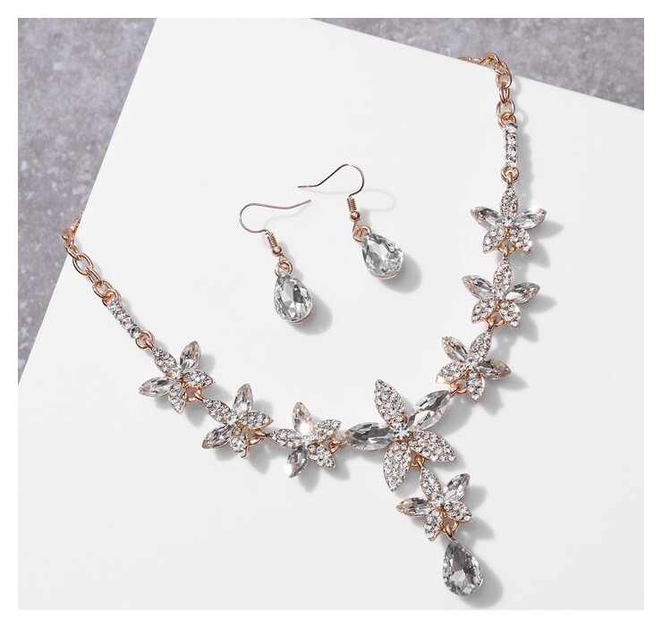 Набор 2 предмета: серьги, колье "Великолепный век" цветы, цвет белый в золоте, 42см  Queen Fair