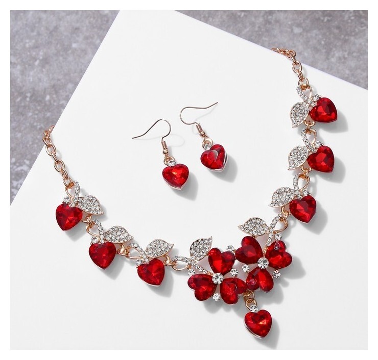 Набор 2 предмета: серьги, колье "Вернисаж" сердце и цветы, цвет красно-белый в золоте, 42см Queen Fair