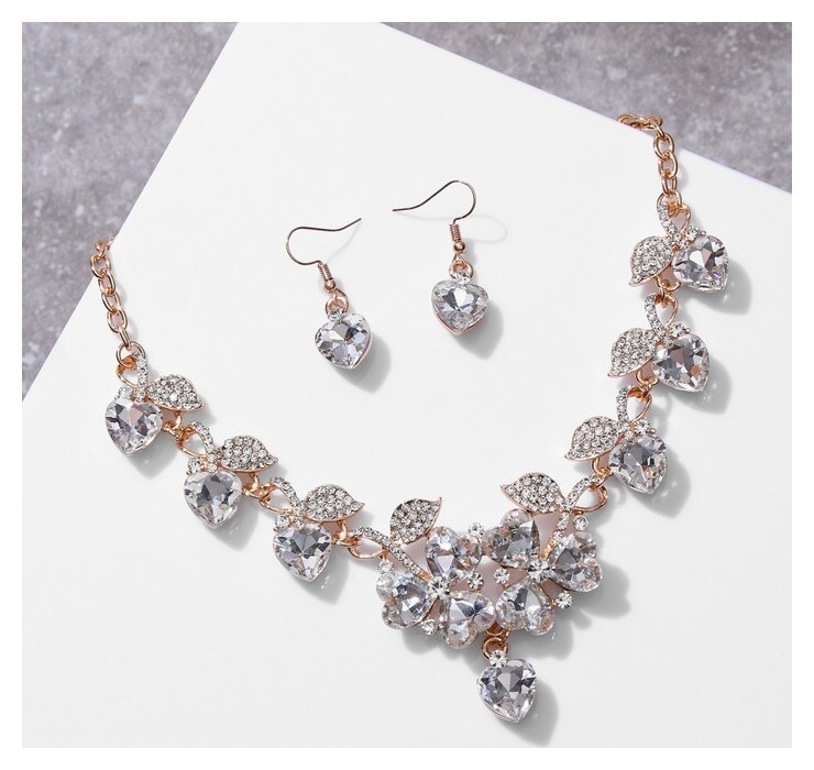 Набор 2 предмета: серьги, колье "Вернисаж" сердце и цветы, цвет белый в золоте, 42см Queen Fair