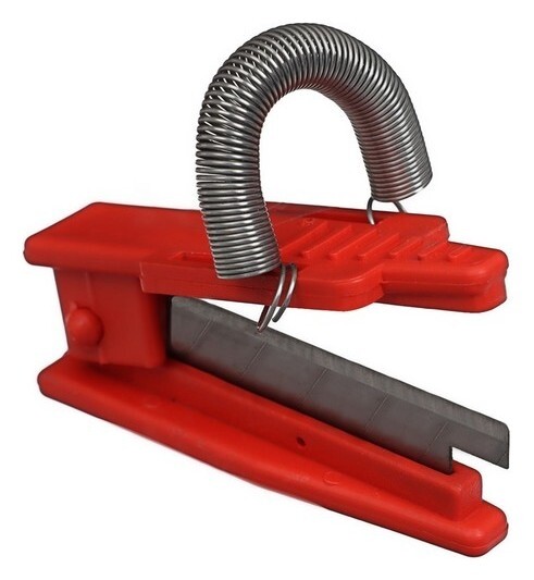 Инструмент для обрезки садовых растений 