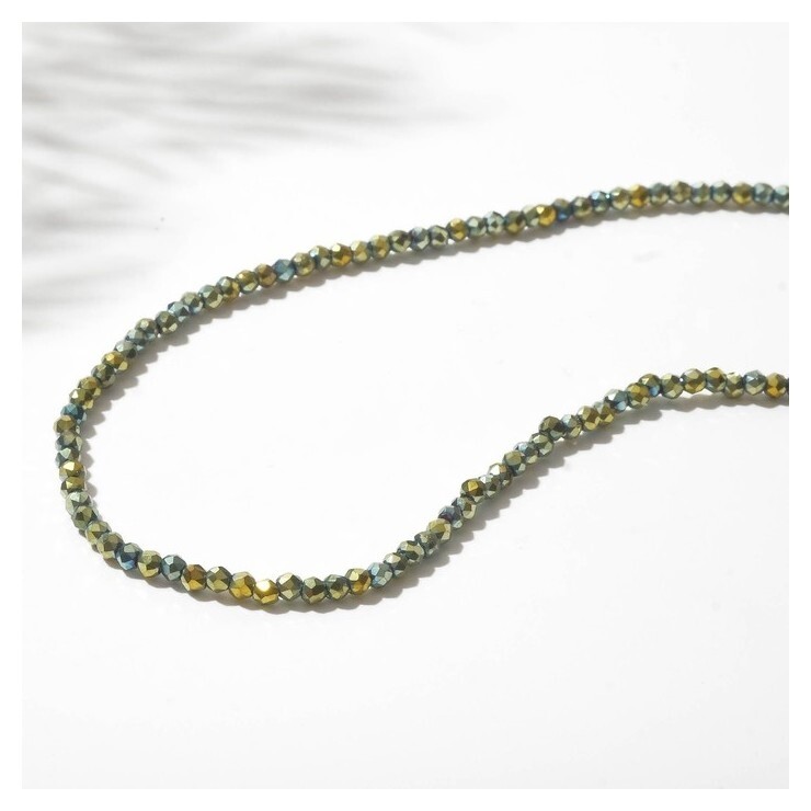 Бусины на нити шар №2 "Шпинель", цвет зелёный радужный, 36см  