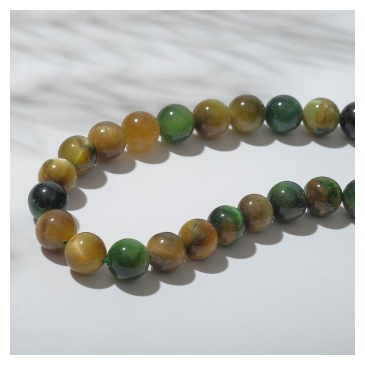 Бусины на нити №8 "Кошачий глаз", цвет зелёный, 37см  