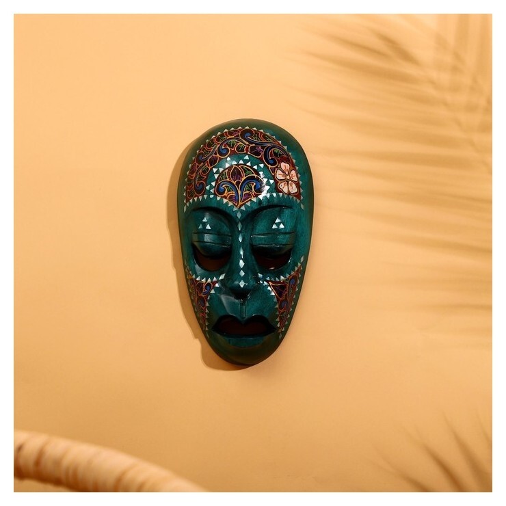 Маска "Ломбок стайл" дерево 23х15х6 см  