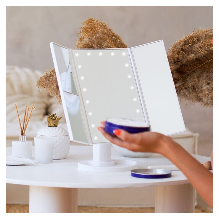 Зеркало KZ-07, подсветка, 30×18×7 см, 22 диода, 4хААА, (не в комплекте), белое LuazON Home