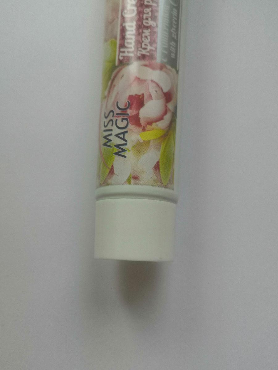 Отзыв на товар: Крем для рук регенерирующий с глицерином и экстрактом болгарской розы. Miss Magic.