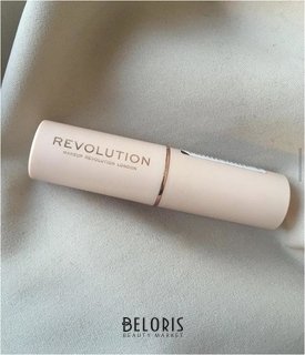 Отзыв на товар: Тональная основа "Fast Base Stick Foundation". Makeup Revolution.