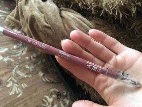Отзыв на товар: Карандаш для губ с точилкой Professional Lipliner Pencil. Триумф.
