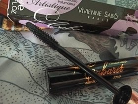 Отзыв на товар: Тушь со сценическим эффектом супер-объём Cabaret Artistic Volume Mascara №1. Vivienne Sabo.