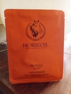 Отзыв на товар: Увлажняющая маска с лошадиным маслом Horseoil. Bioaqua.