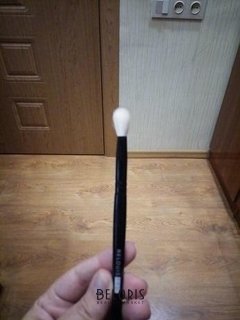 Отзыв на товар: Кисть для растушевки теней косметическая Blending Brush Pro. Relouis.