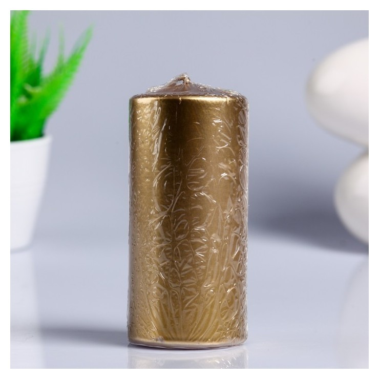 Свеча-цилиндр парафиновая лакированная Золотой металлик 5,6x12 см