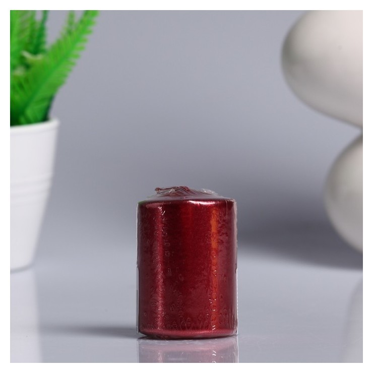 Свеча - цилиндр парафиновая, красный металлик, 4x6 см